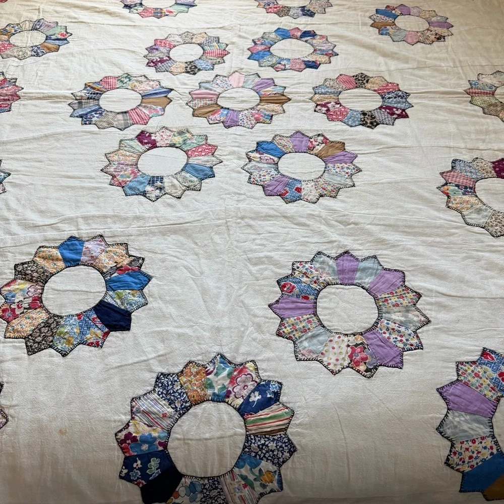 Vintage Dresden Plate Quilt 70x86 Feedsack Appliqué Cottagecore